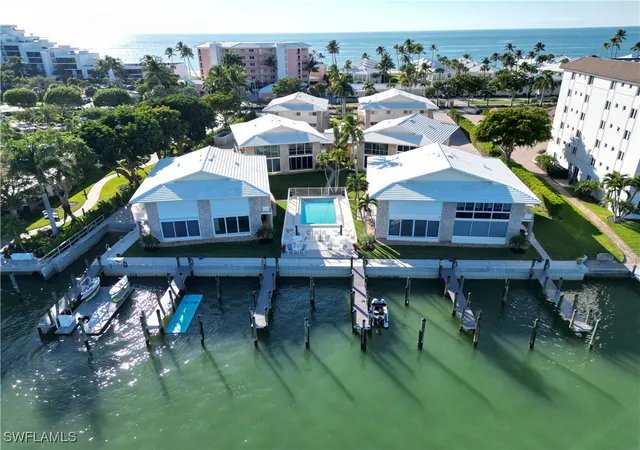 2500-gulf-shore-blvd-n-n4-naples-fl-34103/hzid_b62384d7