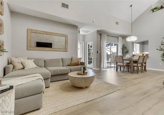 4536-ct-way-19d-naples-fl-34109/hzid_4aba7f0b