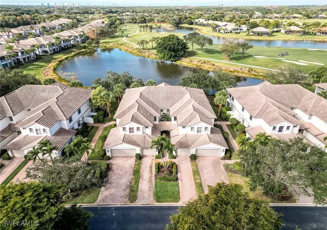 10402-autumn-breeze-dr-202-estero-fl-34135/hzid_44250ca3