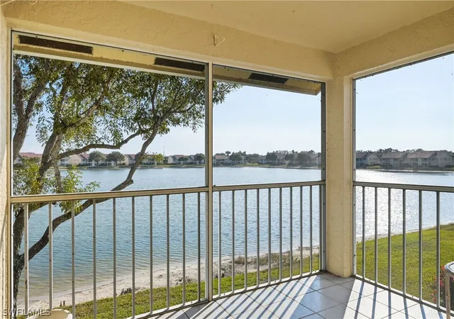 7760-emerald-cir-s202-naples-fl-34109/hzid_b7b790c6