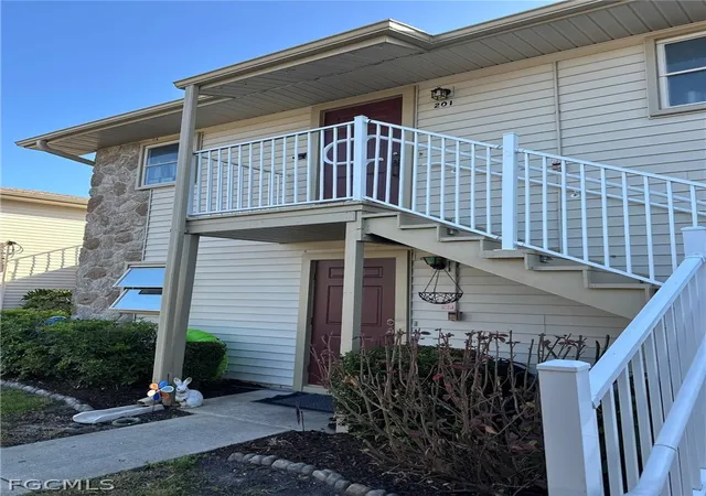 5917-littlestone-ct-201-north-fort-myers-fl-33903/hzid_efb074fb