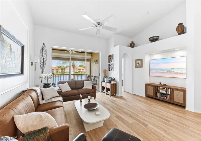 6930-huntington-lakes-cir-203-naples-fl-34119/hzid_2ad81708
