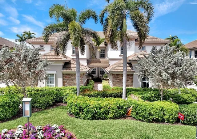 8755-coastline-ct-202-naples-fl-34120/hzid_26fd2170