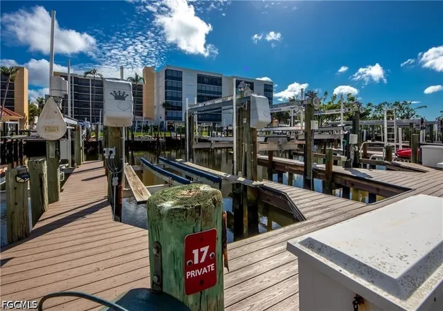 4541-bay-beach-ln-341-fort-myers-beach-fl-33931/hzid_d779c80d