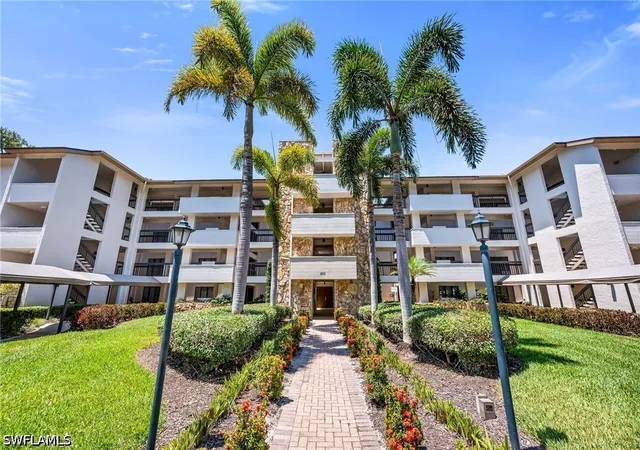 200-wyndemere-way-b402-naples-fl-34105/hzid_a6099279