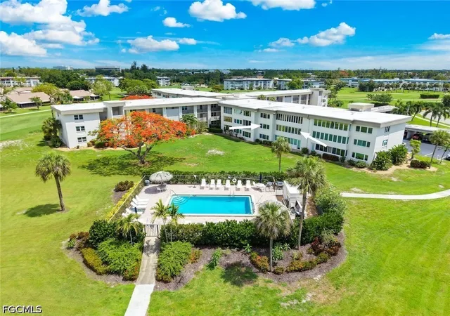 6102-augusta-dr-207-fort-myers-fl-33907/hzid_02bd294a
