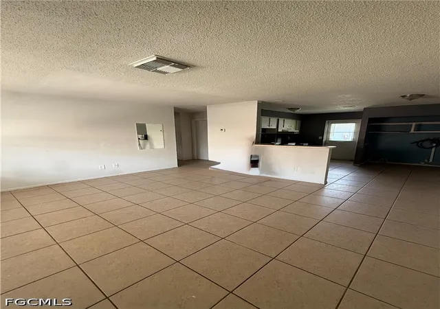 5456-10th-avenue-fort-myers-fl-33907/hzid_15a1dd07