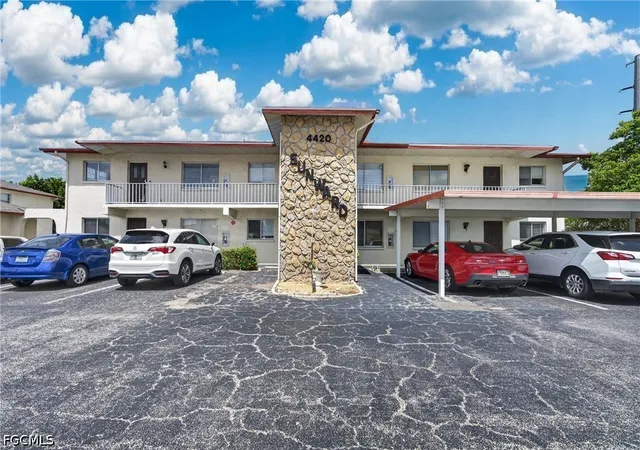4420-santa-barbara-blvd-204-cape-coral-fl-33914/hzid_53903d28