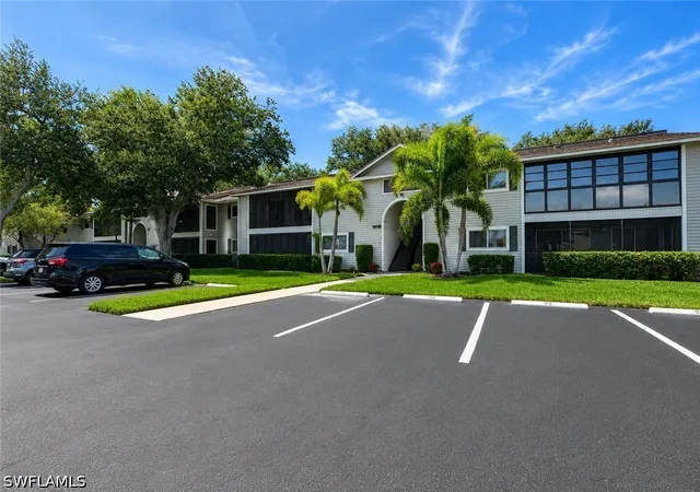 8041-s-woods-cir-14-fort-myers-fl-33919/hzid_314c6b85