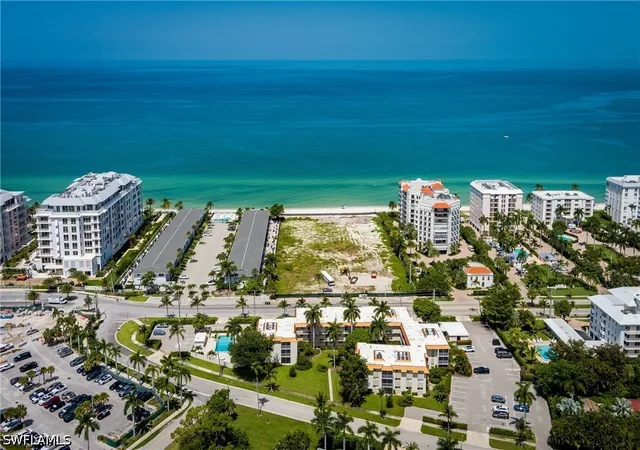 1100-gulf-shore-blvd-n-306-naples-fl-34102/hzid_67561baf