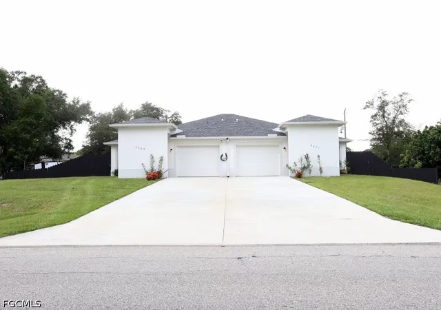 6069-laurelwood-dr-fort-myers-fl-33905/hzid_8117d0d1