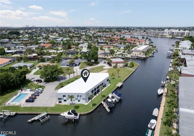 5111-manor-ct-4-cape-coral-fl-33904/hzid_106b74f8