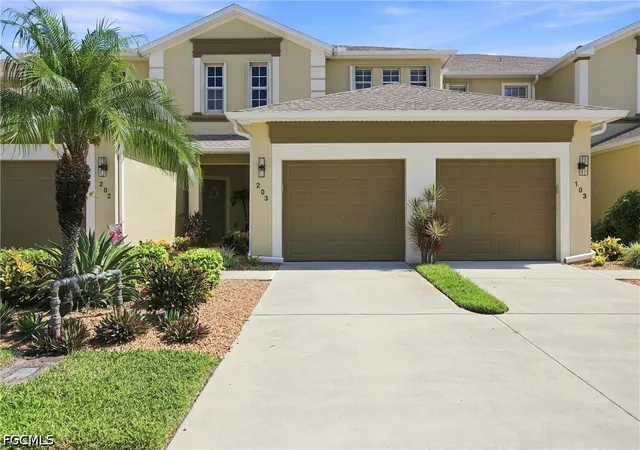 14758-calusa-palms-dr-203-fort-myers-fl-33919/hzid_ee0ddccb