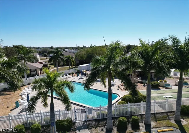 619-se-12th-ave-116-cape-coral-fl-33990/hzid_7850d2f0