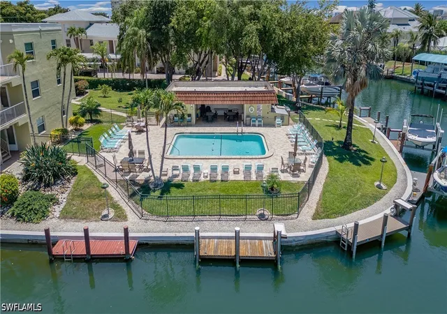 1152-bald-eagle-dr-a1-marco-island-fl-34145/hzid_6b341bcc