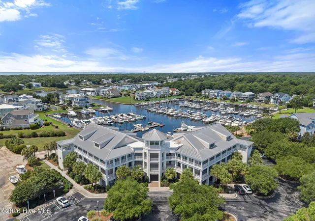 2571-st-james-dr-se-202-southport-nc-28461/hzid_3392414b