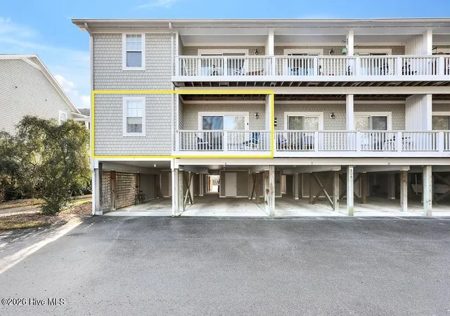608-w-brown-st-apt-f-southport-nc-28461/hzid_995cd530