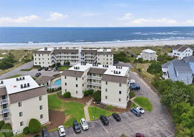 10300-coast-guard-rd-c106-emerald-isle-nc-28594/hzid_cb10b44e