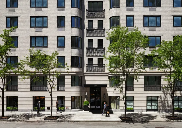 530-park-ave-17d-new-york-city-ny-10065/hzid_720faea6