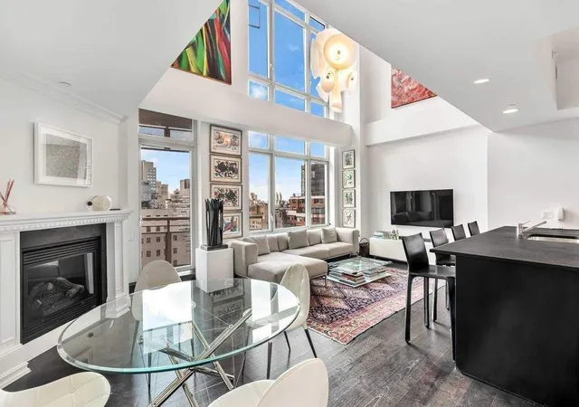205-e-59th-st-17c-new-york-city-ny-10022/hzid_c1aea000