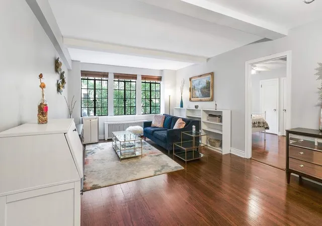 321-e-43rd-st-308-new-york-city-ny-10017/hzid_83820d52