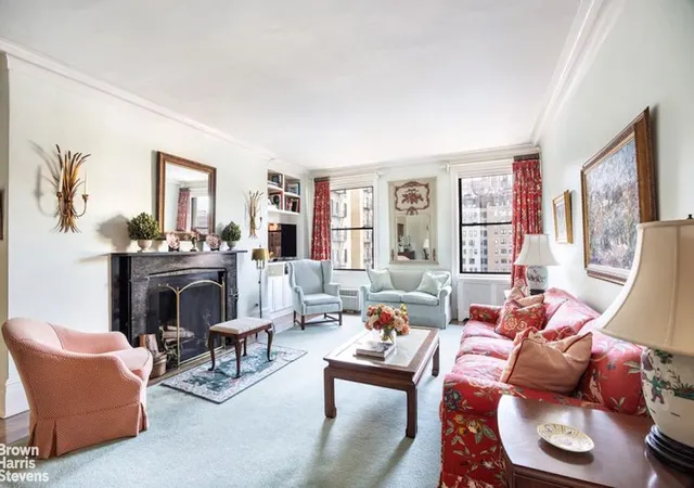 150-e-73rd-street-11b-new-york-city-ny-10021/hzid_8206165a