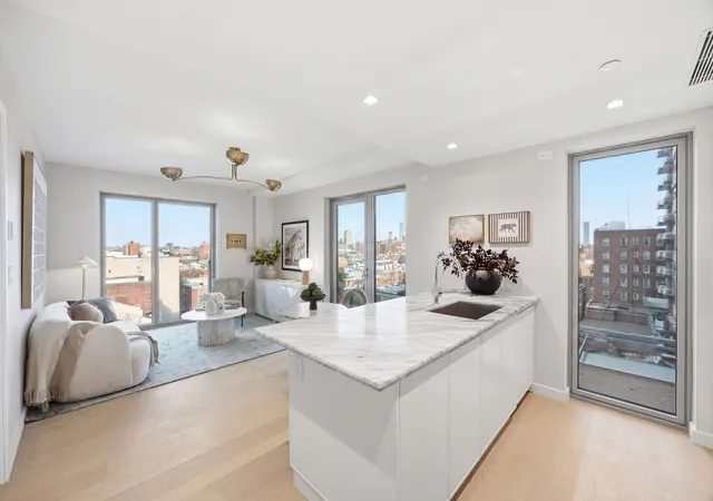 58-01-queens-blvd-9-a-new-york-city-ny-11377/hzid_548ba0b0