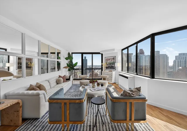 330-e-75th-street-28bc-new-york-city-ny-10021/hzid_d5ba3b74