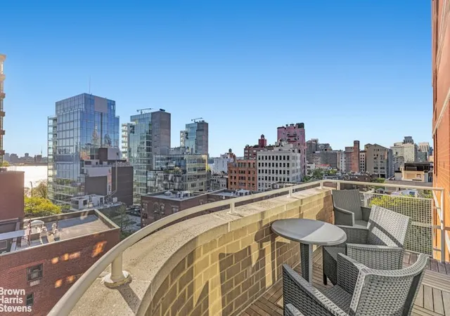140-charles-st-10e-new-york-ny-10014/hzid_656f84ce