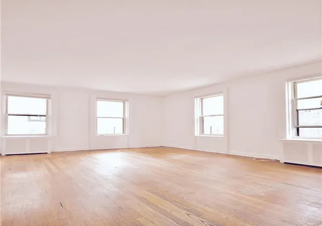 57-w-58th-street-8-c-new-york-city-ny-10019/hzid_dbfb8b13