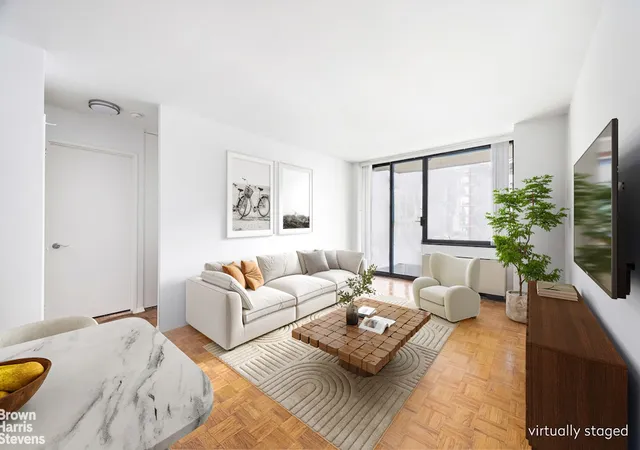 171-e-84th-street-12f-new-york-city-ny-10028/hzid_1adddfee