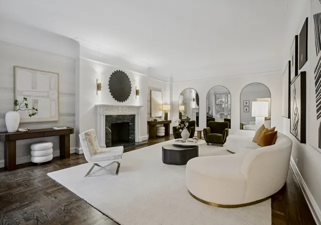 180-w-58th-street-3c-new-york-city-ny-10019/hzid_71eecc50