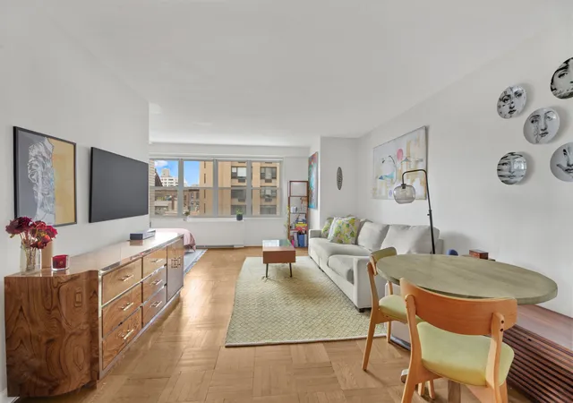 205-3rd-avenue-7g-new-york-city-ny-10003/hzid_b4241914