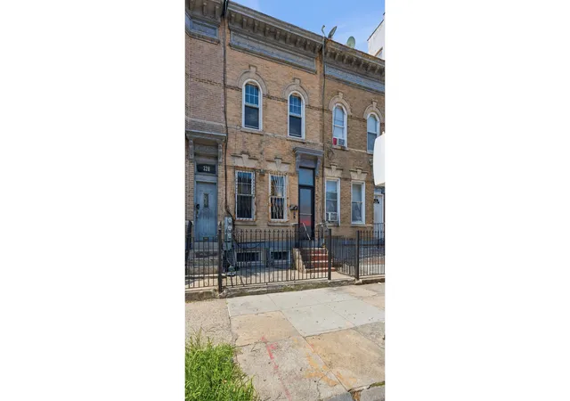 326-irving-ave-new-york-city-ny-11237/hzid_0cb47bf4