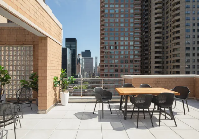 234-e-46th-street-ph2102-new-york-city-ny-10017/hzid_b444b64b