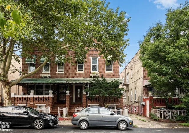 749-wyona-st-new-york-city-ny-11207/hzid_b5cbb953