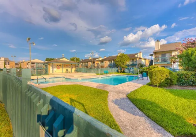 250-el-dorado-blvd-161-webster-tx-77598/hzid_dc8c87ee