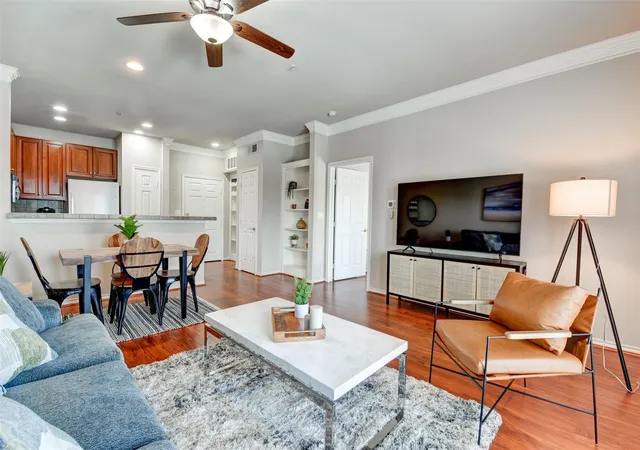 2400-mccue-rd-448-houston-tx-77056/hzid_fed0f0d5