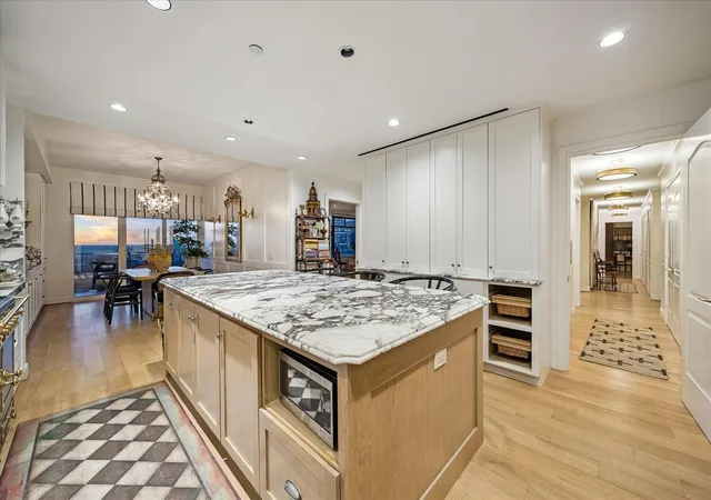 1000-uptown-park-blvd-101-houston-tx-77056/hzid_2ddf3295