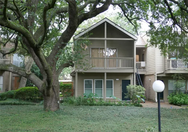 2100-tanglewilde-st-565-houston-tx-77063/hzid_c2cf425a