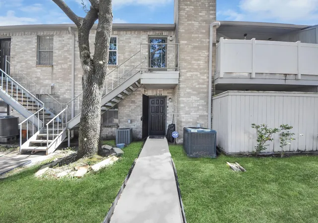 10735-braes-bnd-dr-houston-tx-77071/hzid_a67793a4