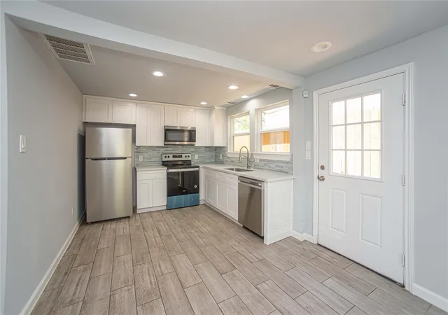 13519-peoria-street-1-houston-tx-77015/hzid_6639a274