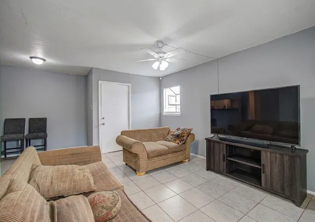 10603-wilcrest-dr-15-houston-tx-77099/hzid_f42b79bc