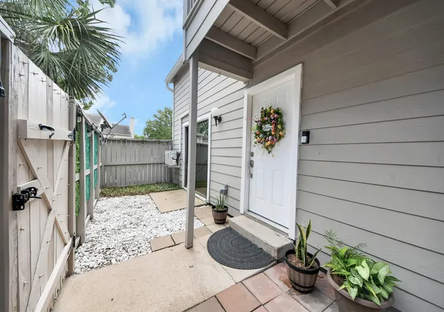 9512-windswept-ln-9512-houston-tx-77063/hzid_83ce2038