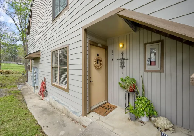 3900-aspen-dr-1-montgomery-tx-77356/hzid_4e7baf10