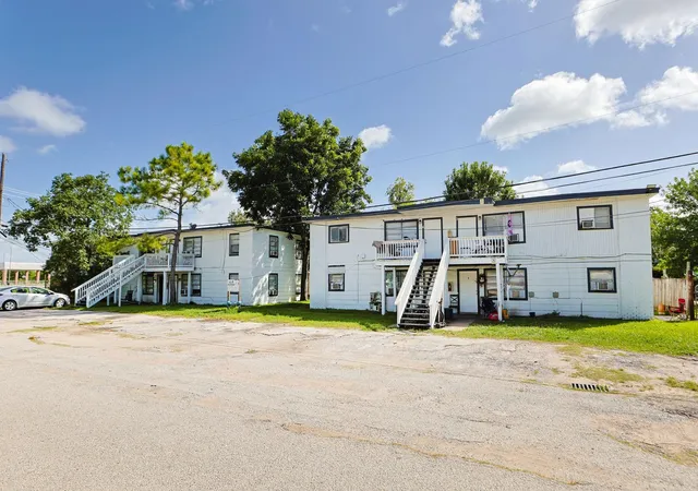 2312-2315-avenue-b-5-dickinson-tx-77539/hzid_90b2d354