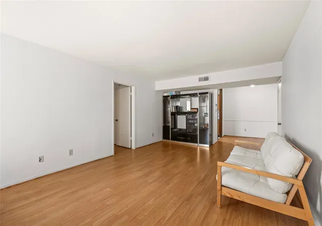 6606-de-moss-dr-208-houston-tx-77074/hzid_6adf7082