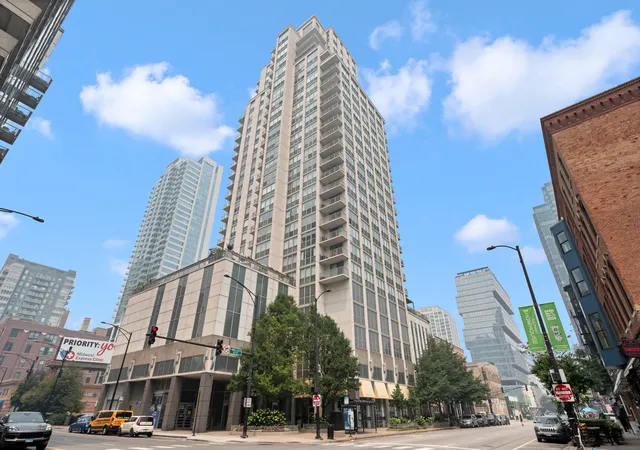 200-w-grand-ave-804-chicago-il-60654/hzid_bece532e
