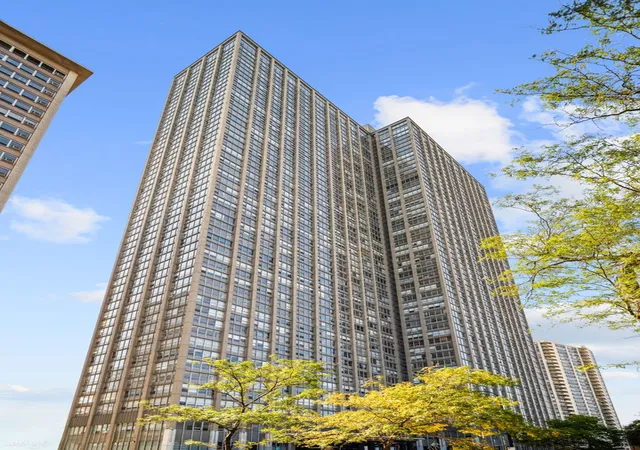 655-w-irving-park-rd-4011-chicago-il-60613/hzid_aaf238e7