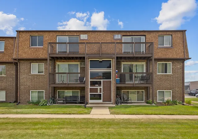 108-boardwalk-st-2e-elk-grove-village-il-60007/hzid_9c788aea